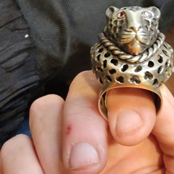 Custom Designed - Picture 3 of 7